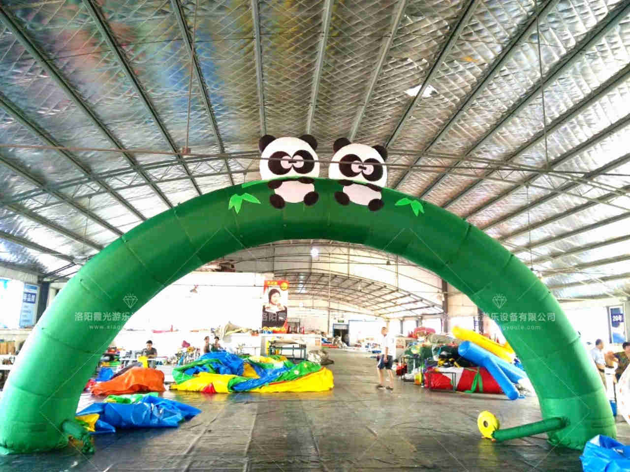安徽熊猫喷绘拱门